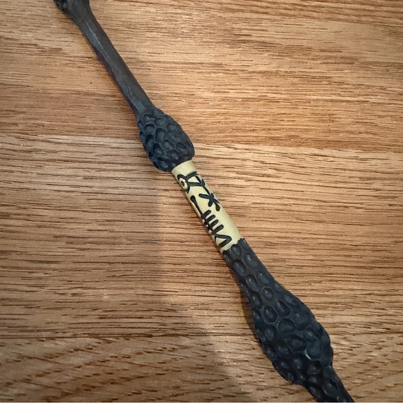 Magic Wand - Picture 2 of 2